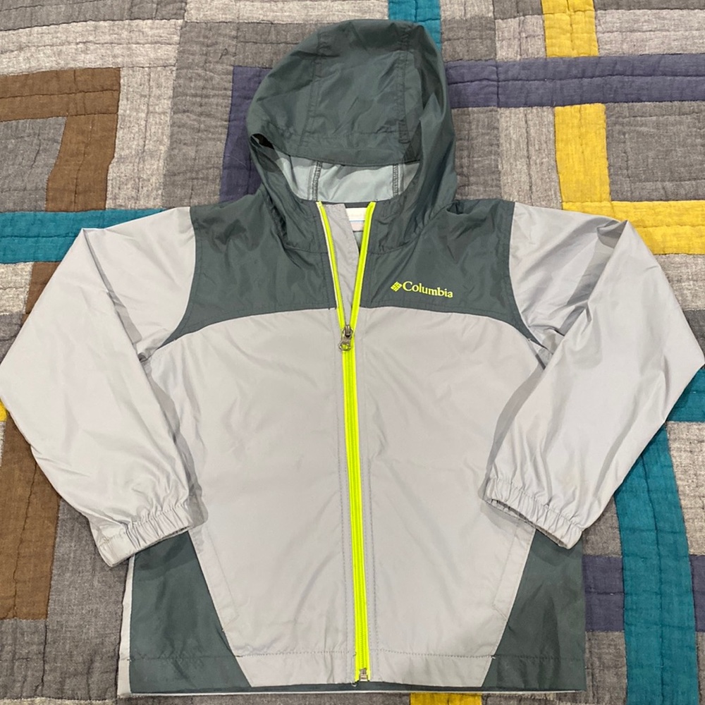 Columbia Glennaker light weight rain jacket